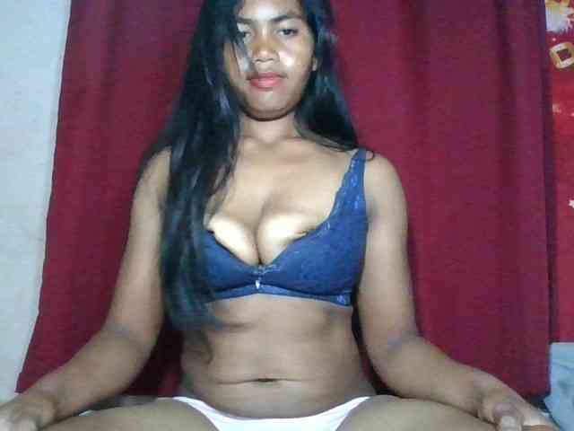 Keziah34 webcam