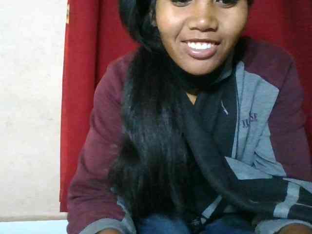 Keziah34 webcam