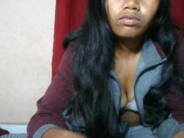 Keziah34 webcam