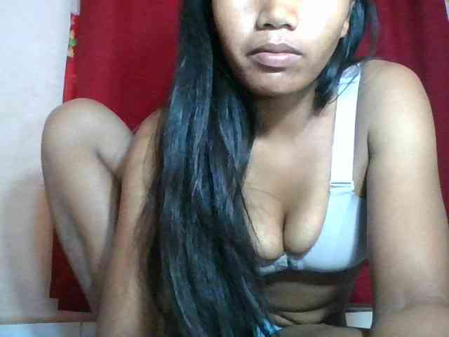Keziah34 webcam