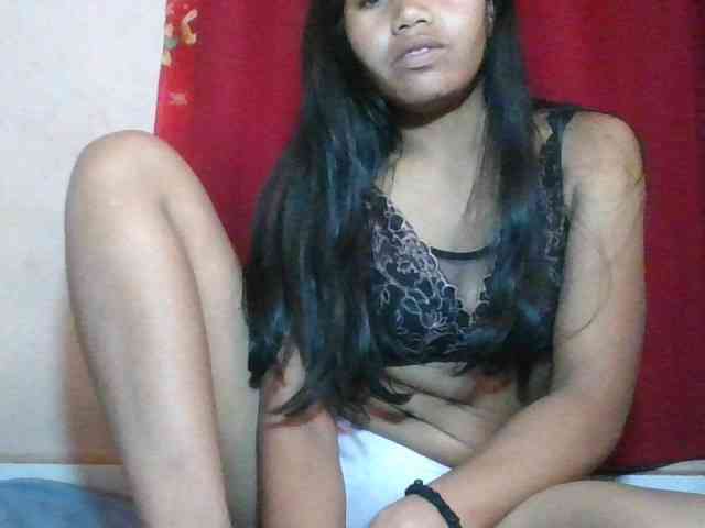 Keziah34 webcam