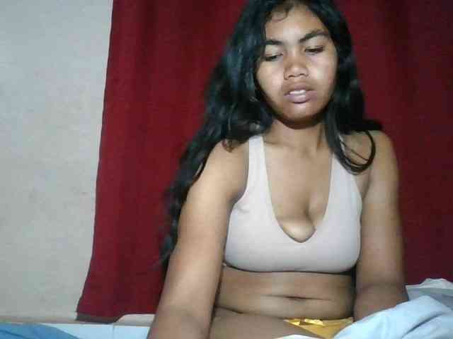 Keziah34 webcam