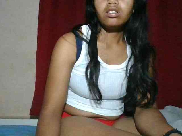 Keziah34 webcam
