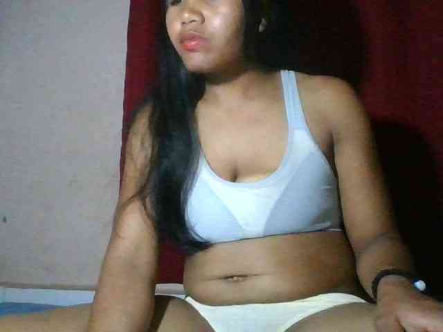 Keziah34 webcam