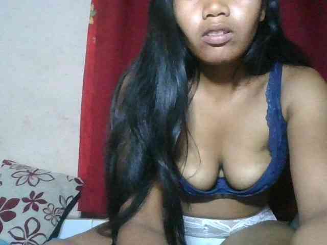 Keziah34 webcam