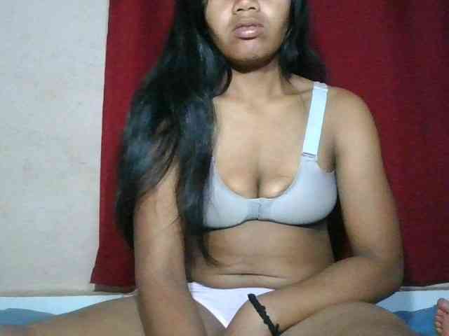 Keziah34 webcam