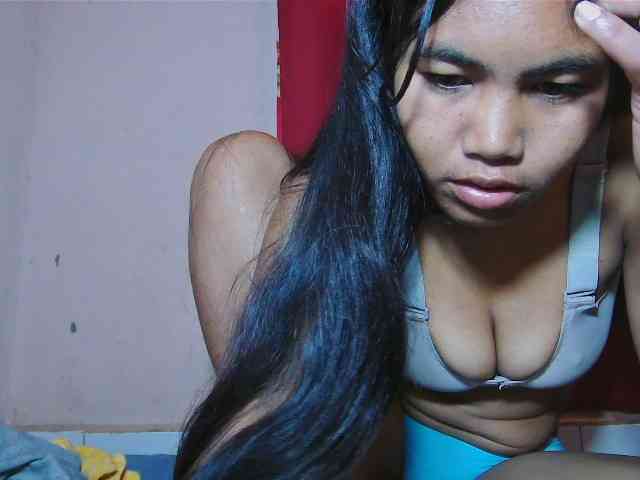 Keziah34 webcam