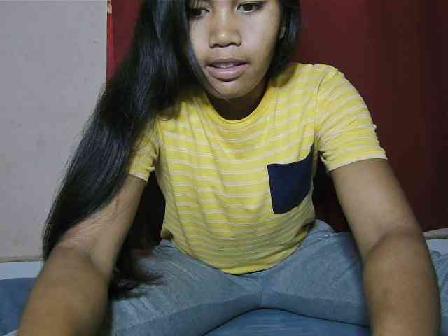 Keziah34 webcam