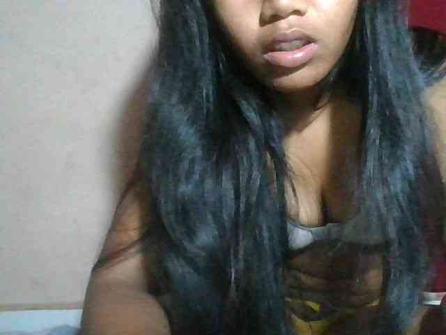 Keziah34 webcam