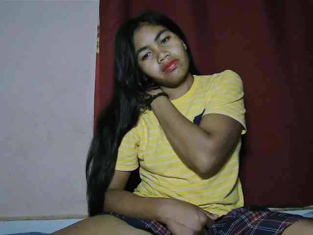 Keziah34 webcam