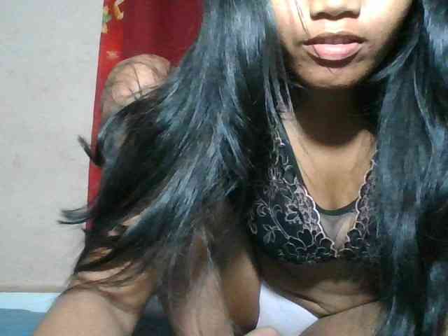 Keziah34 webcam