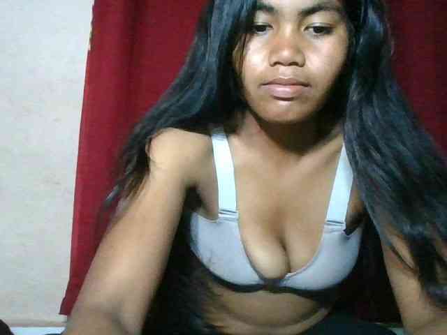 Keziah34 webcam