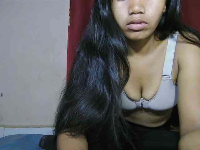 Keziah34 webcam