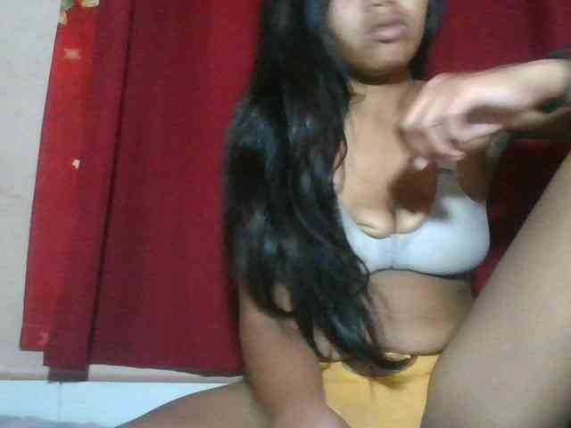 Keziah34 webcam