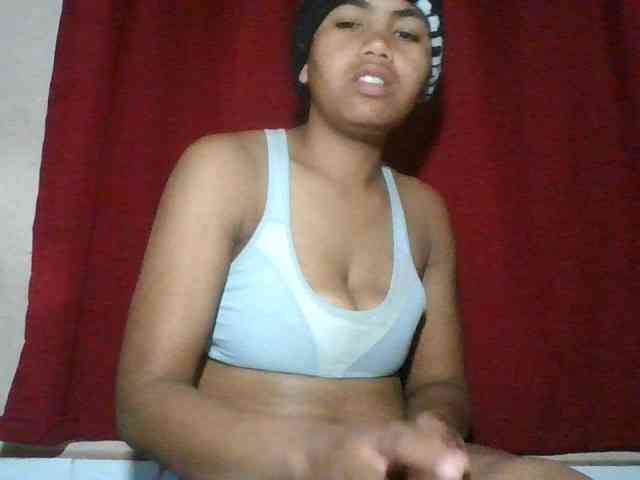 Keziah34 webcam