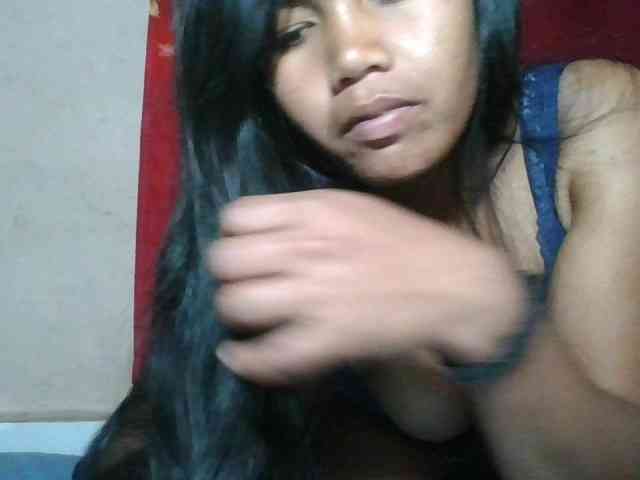 Keziah34 webcam