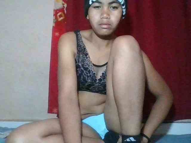 Keziah34 webcam