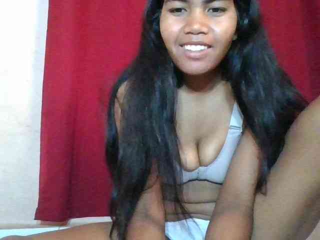 Keziah34 webcam