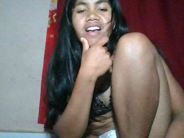 Keziah34 webcam