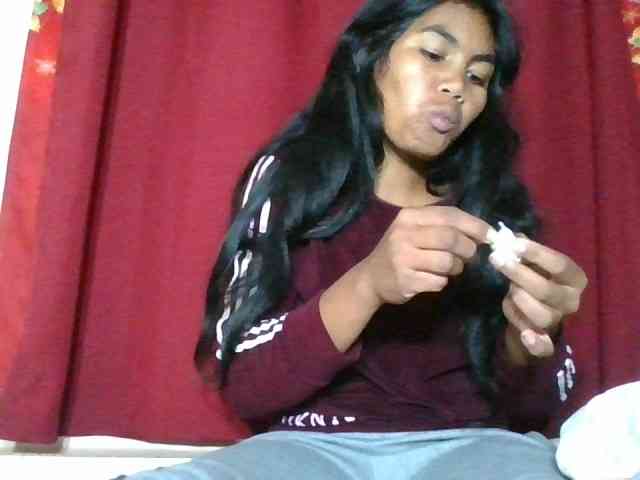 Keziah34 webcam