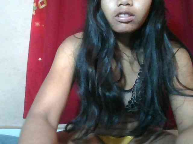 Keziah34 webcam
