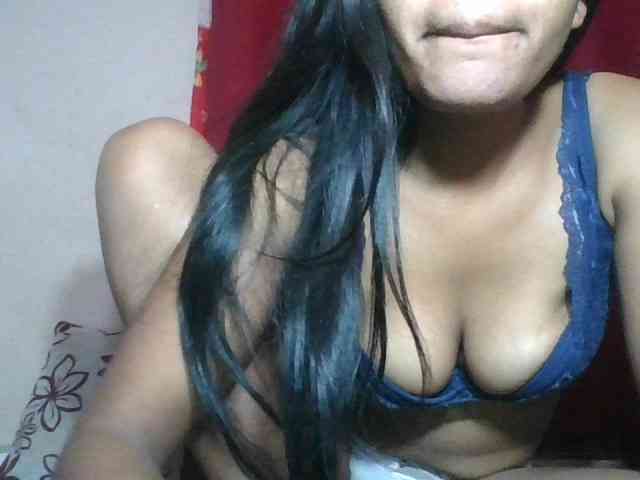 Keziah34 webcam