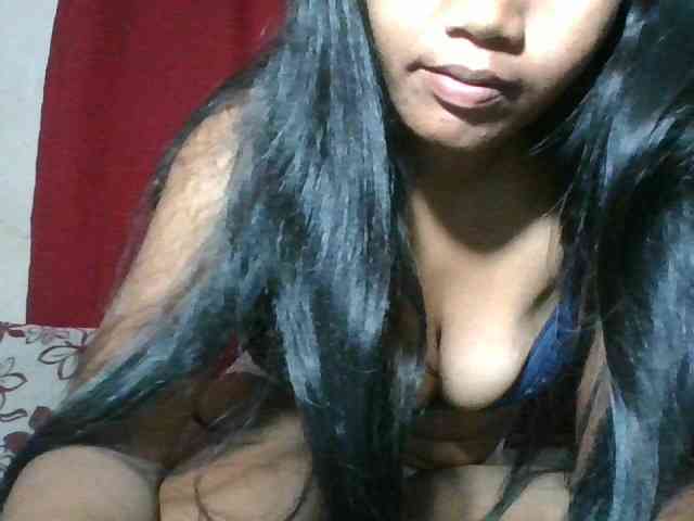 Keziah34 webcam