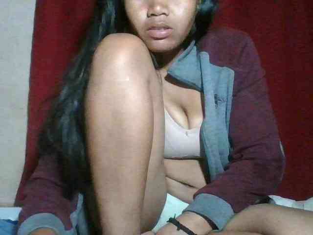 Keziah34 webcam