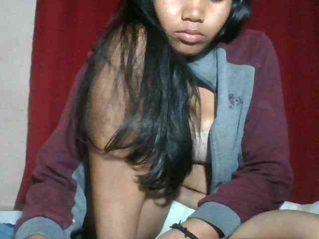 Keziah34 webcam