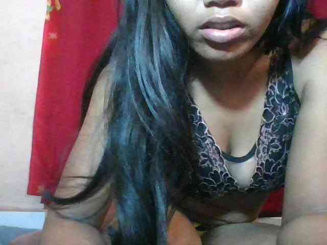 Keziah34 webcam