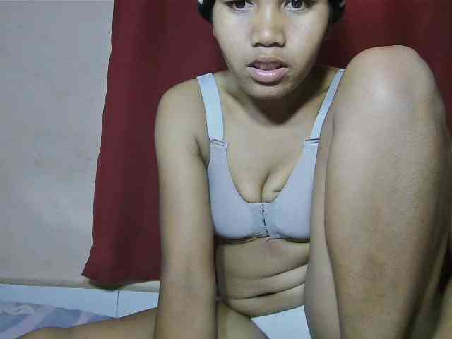 Keziah34 webcam