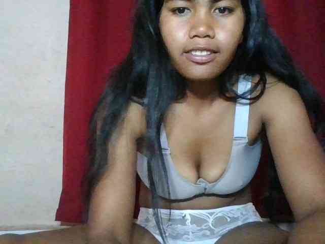 Keziah34 webcam