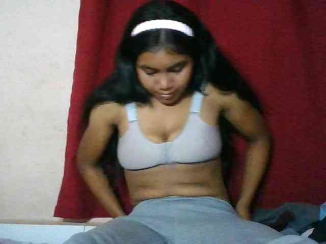 Keziah34 webcam