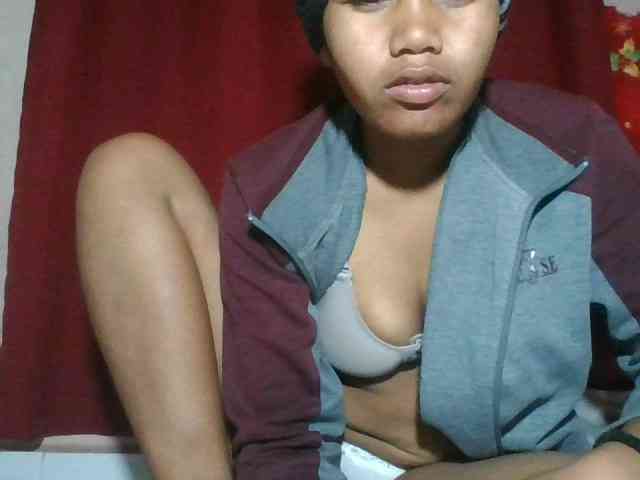 Keziah34 webcam