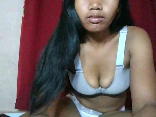Keziah34 webcam