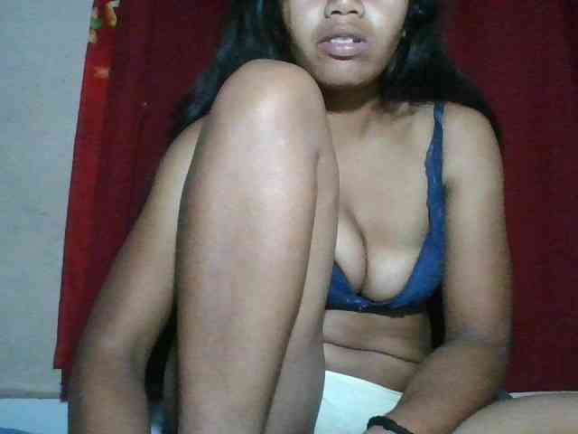 Keziah34 webcam