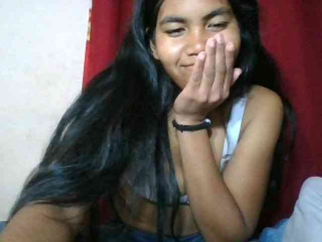 Keziah34 webcam