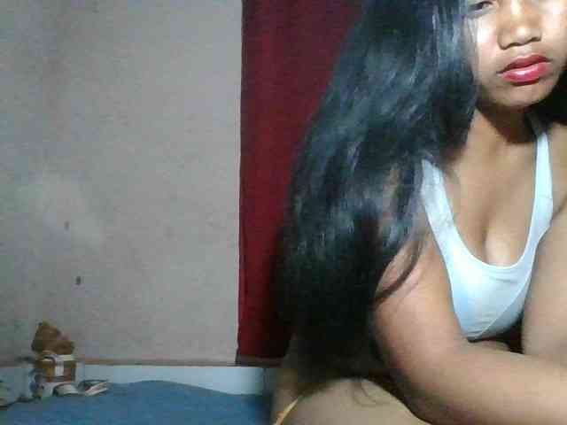 Keziah34 webcam