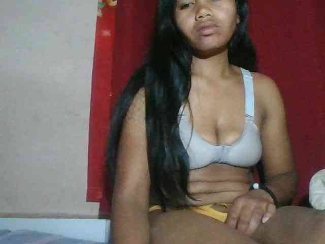 Keziah34 webcam
