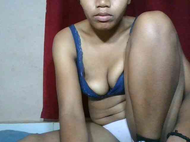 Keziah34 webcam