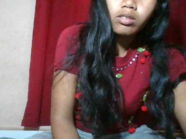 Keziah34 webcam