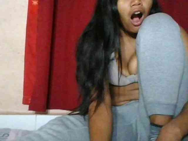 Keziah34 webcam