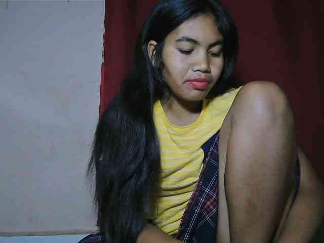 Keziah34 webcam
