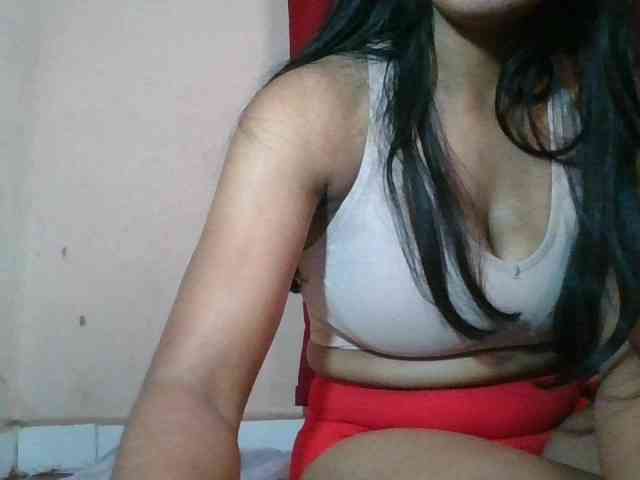 Keziah34 webcam