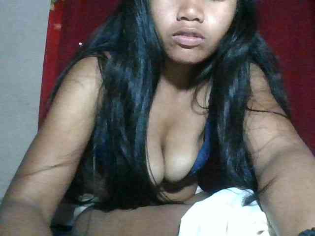 Keziah34 webcam