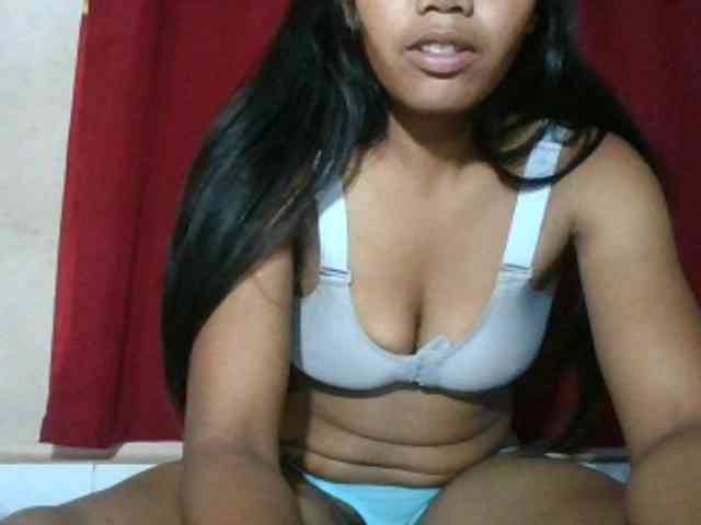 Keziah34 webcam