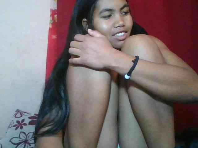 Keziah34 webcam