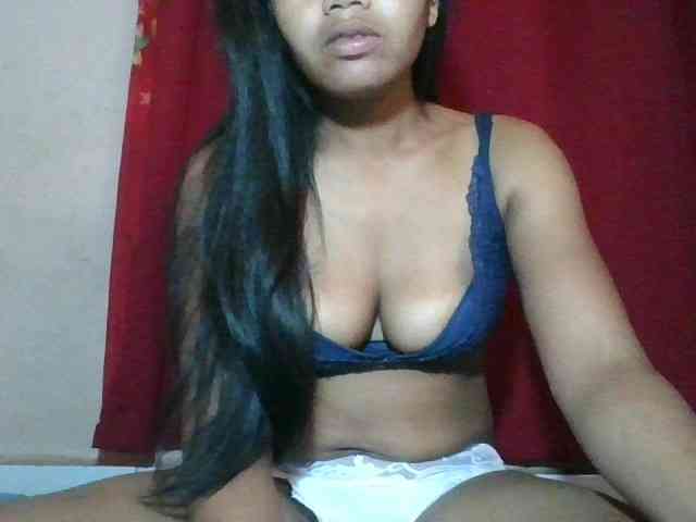 Keziah34 webcam
