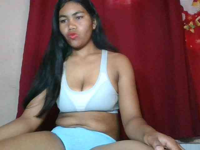 Keziah34 webcam