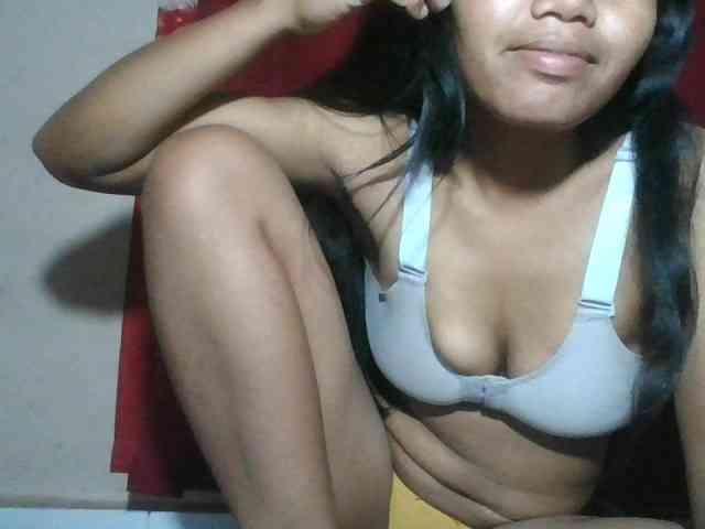 Keziah34 webcam